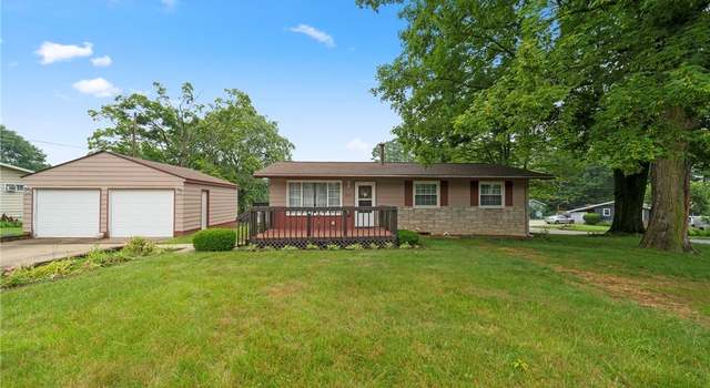 Photo of 2100 Priscilla Ave NW, Massillon, OH 44647