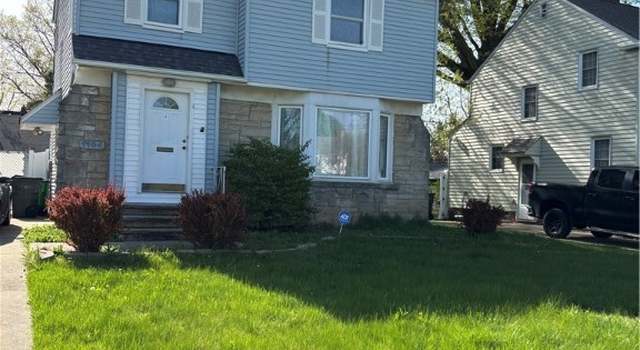 Photo of 1104 S Belvoir Blvd, South Euclid, OH 44121