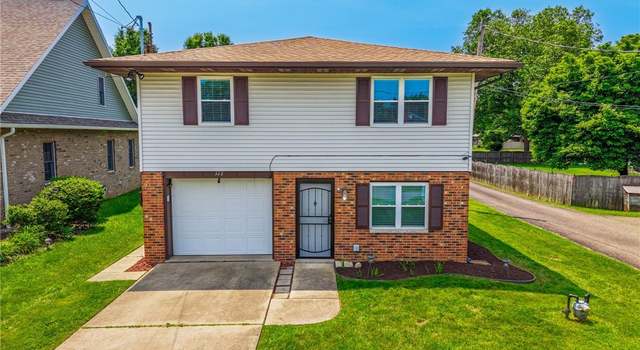 Photo of 322 46th St, Vienna, WV 26105