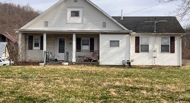 Photo of 1008 Tick Hill Rd, Lowell, OH 45744