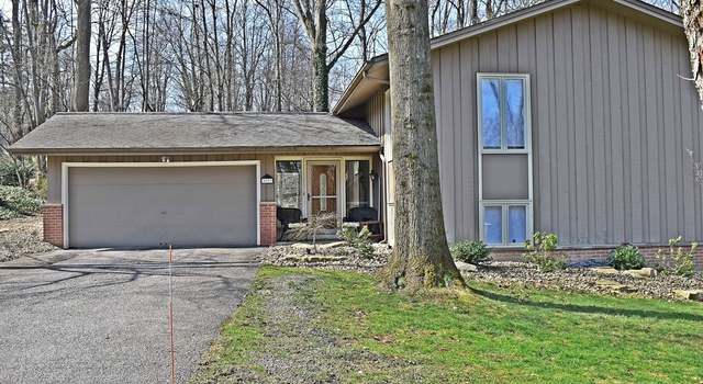 Photo of 8693 Lake Forest Ct, Chagrin Falls, OH 44023