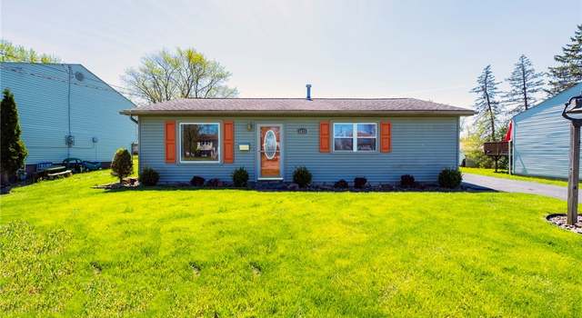 Photo of 5673 Radcliffe Ave, Austintown, OH 44515
