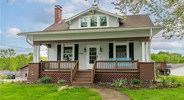 Photo of 4144 Stump Ave SW, Navarre, OH 44662