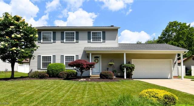 Photo of 5560 Creek Run Dr, North Royalton, OH 44133