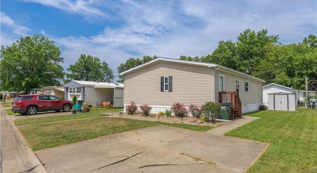 Photo of 18592 Edwards Rd #156, Doylestown, OH 44230