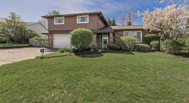 Photo of 25216 Hazelmere Rd, Beachwood, OH 44122
