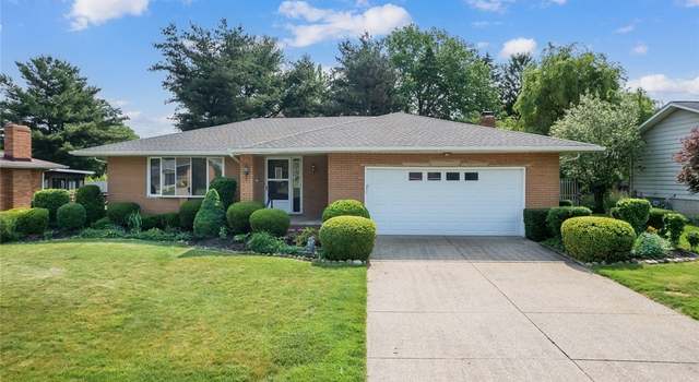 Photo of 5795 Mural Dr, Seven Hills, OH 44131