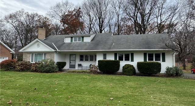 Photo of 446 Hogarth Ave, Niles, OH 44446