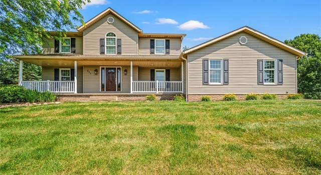 Photo of 511 Roland Hills Dr, Mogadore, OH 44260