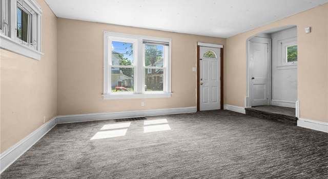 Photo of 1242 Girard St, Akron, OH 44301