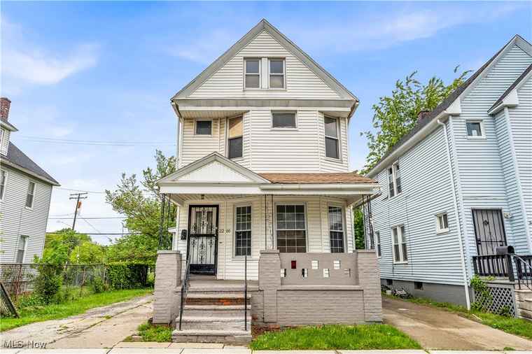 Photo of 2266 E 84th St Cleveland, OH 44103