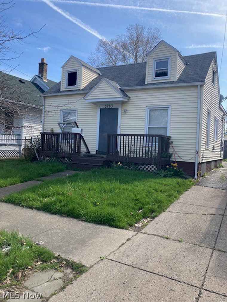 Photo of 3263 W 56th St Cleveland, OH 44102