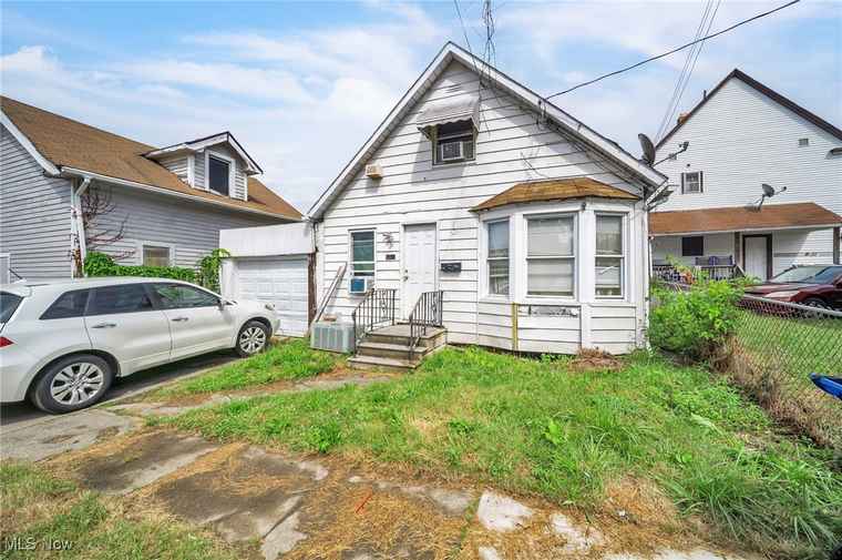 Photo of 3501 W 59th St Cleveland, OH 44102