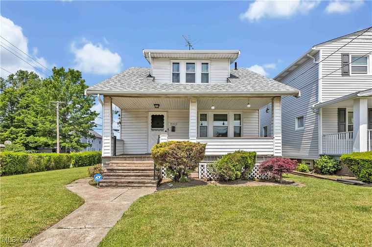 Photo of 19303 Arrowhead Ave Cleveland, OH 44119