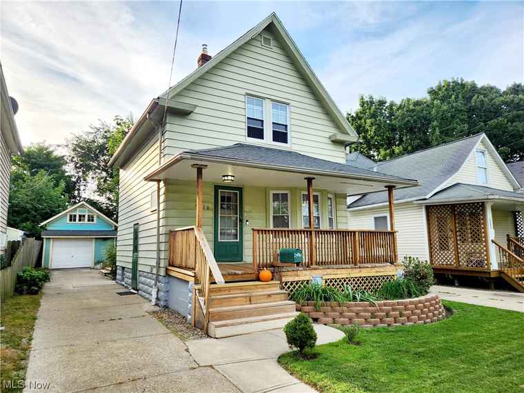Photo of 2210 W 103rd St Cleveland, OH 44102
