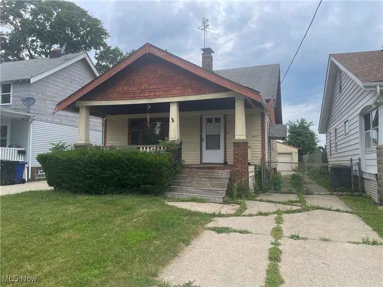 Photo of 14128 Lakota Ave Cleveland, OH 44111