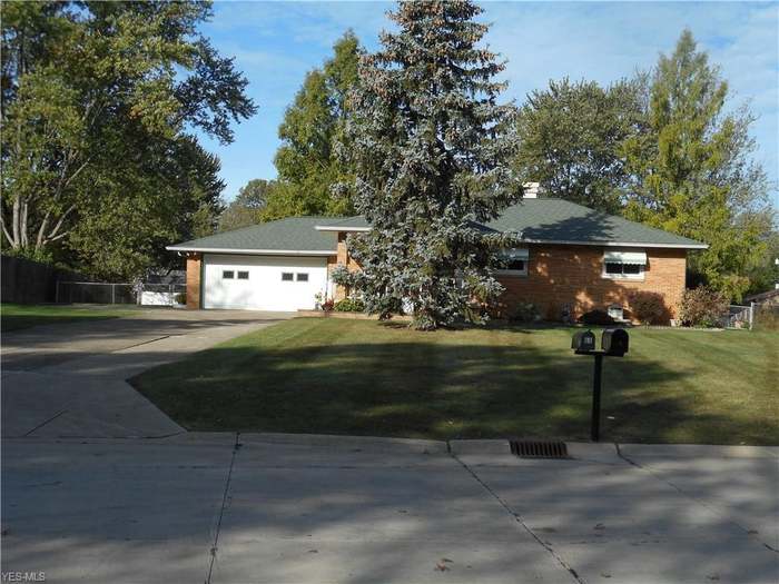 60 Bettie Ln Brunswick Oh 44212 Mls 4143443 Redfin