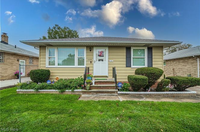 24800 Russell Ave, Euclid, OH 44123 | MLS# 4342324 | Redfin