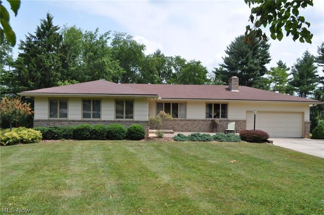 305 Skyline Dr, Zanesville, OH 43701 | Redfin