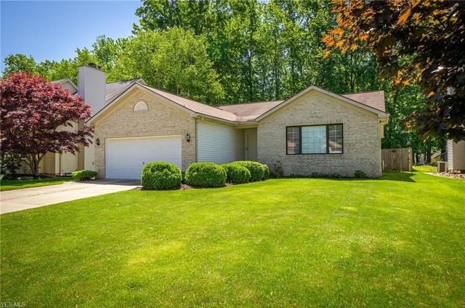 36682 Valley Ridge Dr, Eastlake, OH 44095 | MLS# 4101689 | Redfin