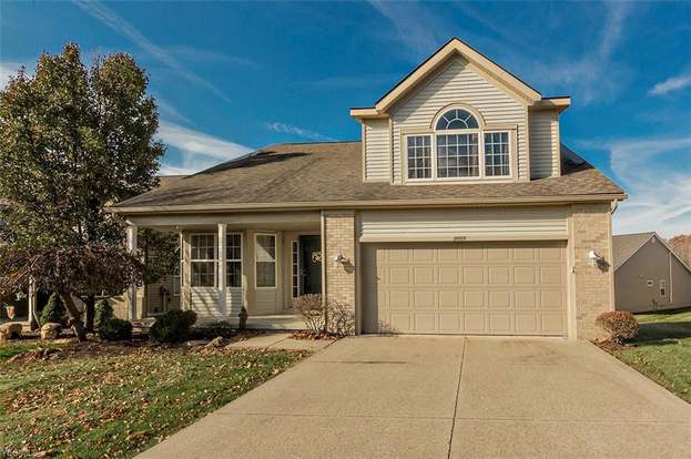 Hardwood Flooring In Twinsburg Oh From Carpet Country Flooring Design Center