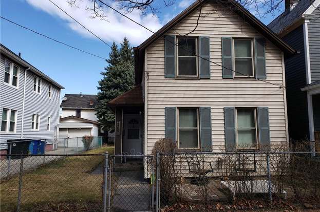 2409 Tremont Ave Cleveland Oh 44113 3 Beds 1 Bath