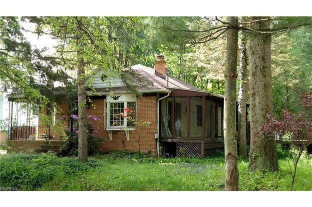 29871 Broxbourne Rd North Olmsted Oh 44070 Mls 3911920 Redfin