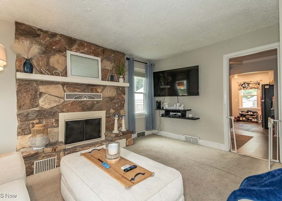 7346 Presley Ave, Mentor, OH 44060