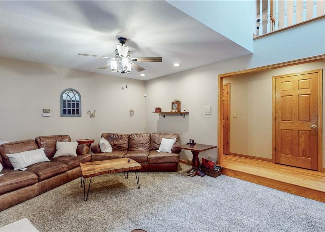 4855 Forest Glen Trl, Ravenna, OH 44266
