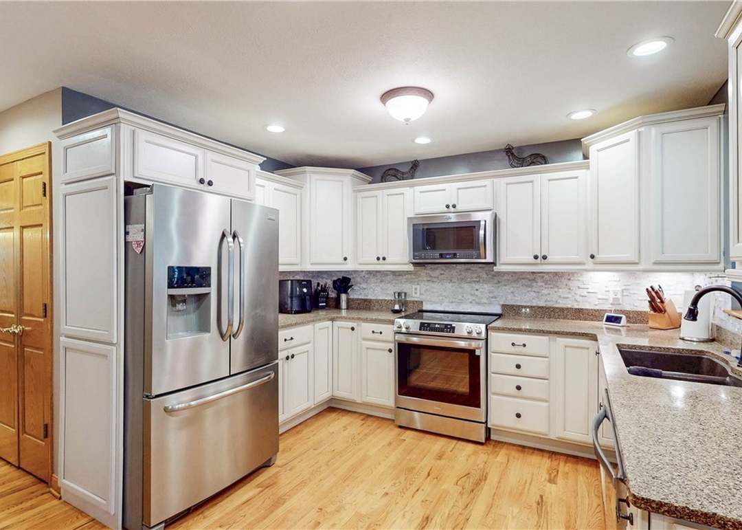 4855 Forest Glen Trl, Ravenna, OH 44266