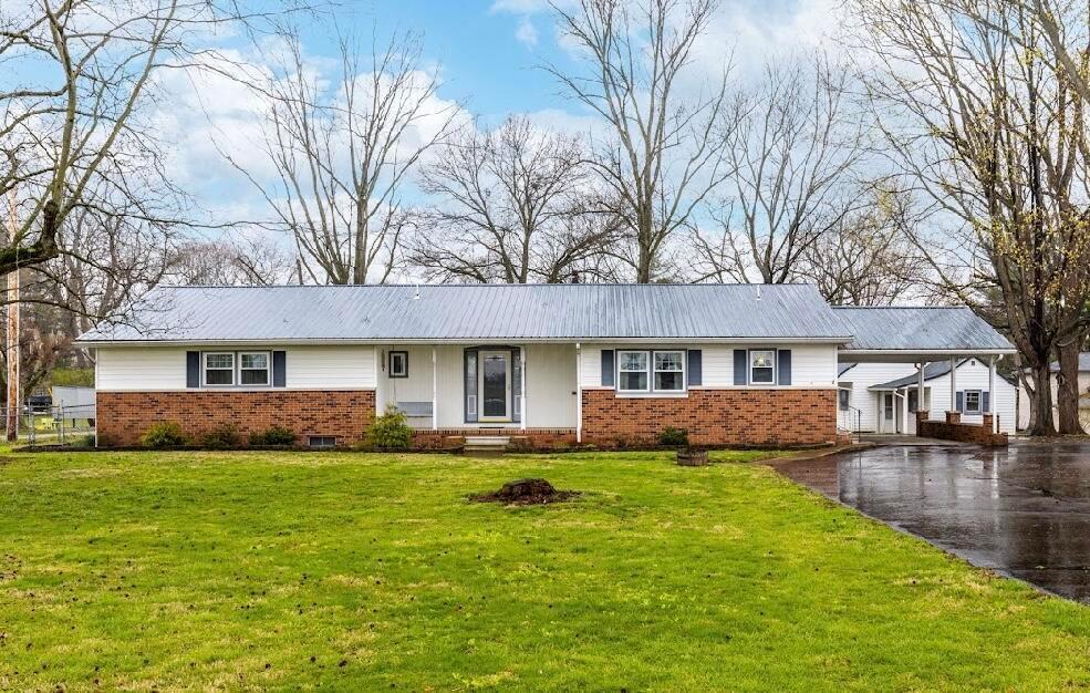 2459 N Court St Circleville OH 43113 MLS# 223008689 Redfin 2459 N Court St Circleville OH 43113 MLS# 223008689 Redfin