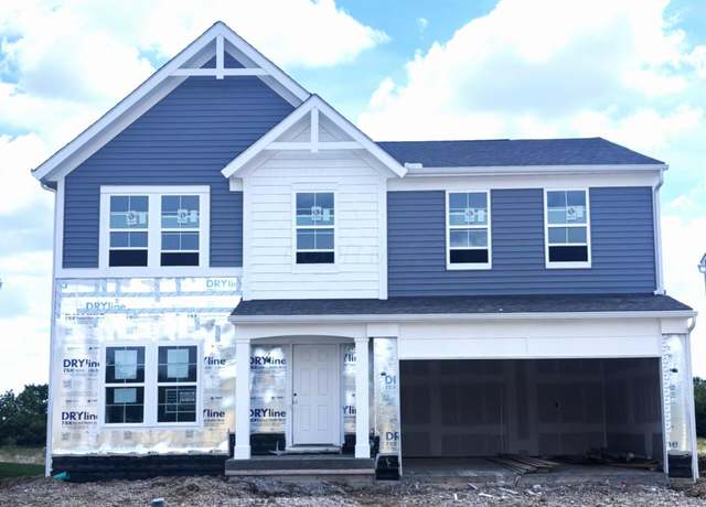 Property at 1085 Greenfield Dr, Marysville, OH 43040, 3 beds, 2.5 baths
