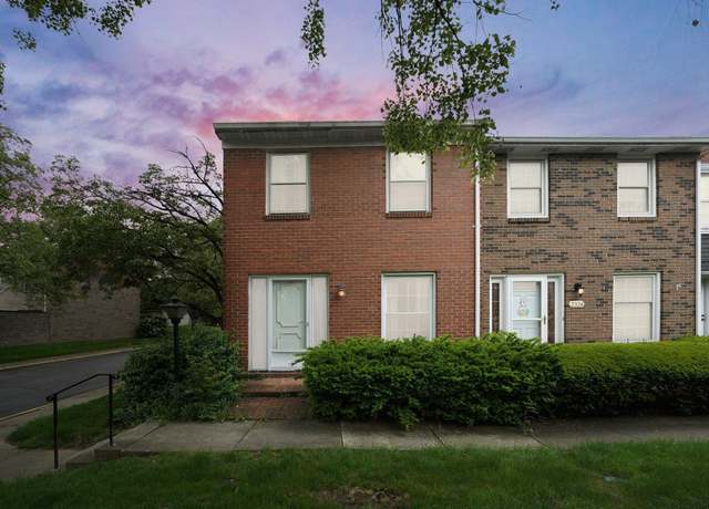 Property at 2322 Hardesty Ct Unit I11, Columbus, OH 43204, 3 beds, 2 baths