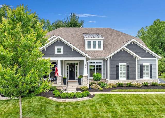 Photo of 3017 Highland Woods Blvd, New Albany, OH 43054