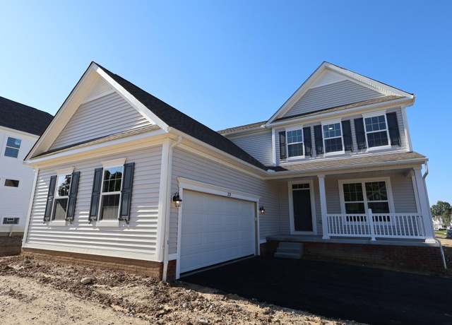 Property at 201 Isleta Dr, Pataskala, OH 43062, 3 beds, 2.5 baths