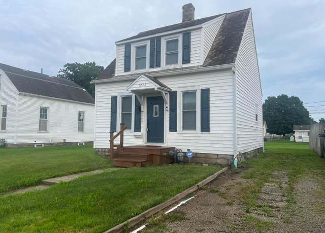 Property at 1228 8th Ave, Lancaster, OH 43130, 2 beds, 1 bath