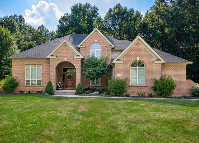 Property at 8918 Filiz Ln, Powell, OH 43065, 5 beds, 4.5 baths