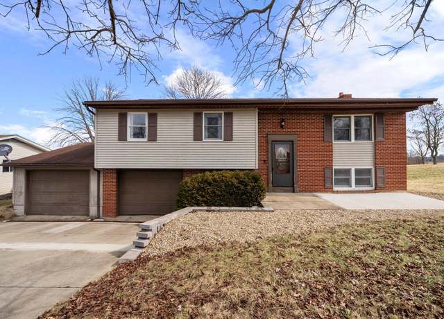 Property at 625 Mellwood Dr, New Lexington, OH 43764, 3 beds, 2.5 baths