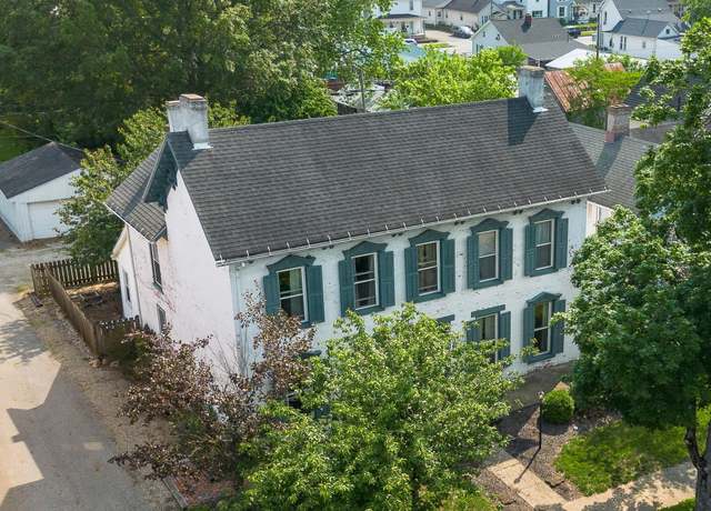 Property at 369 E Main St, Circleville, OH 43113, 3 beds, 2 baths