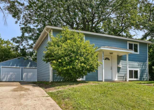 Property at 2304 Woodland Ave, Columbus, OH 43211, 4 beds, 2 baths