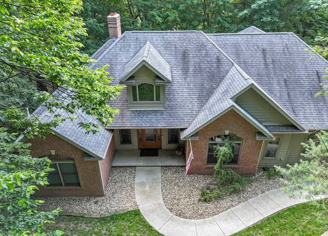 Property at 246 Pinehurst Dr, Granville, OH 43023, 4 beds, 3.5 baths