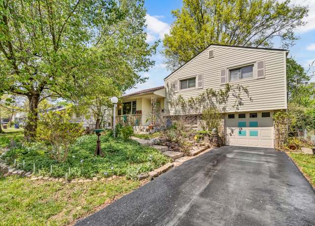 Property at 958 Bricker Blvd, Columbus, OH 43221, 3 beds, 2 baths