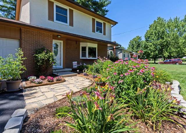 Property at 245 Grandview Ave, Delaware, OH 43015, 4 beds, 2.5 baths