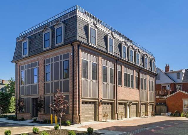 Property at 583 E Walnut St, Columbus, OH 43215, 3 beds, 4 baths