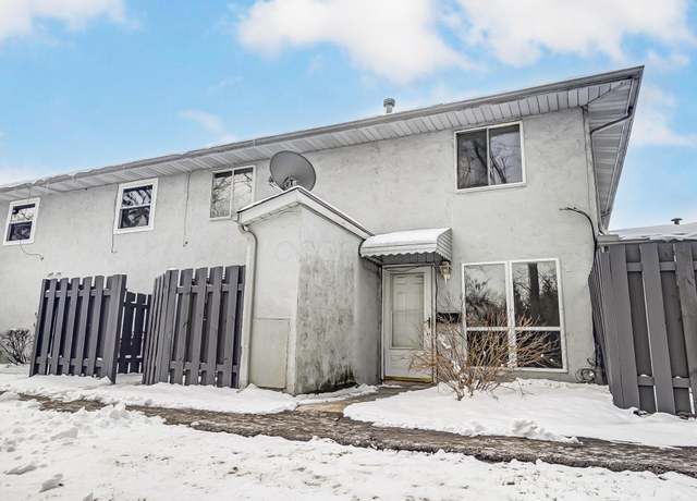 Property at 716 Cherry Hollow Rd Unit E, Columbus, OH 43228, 3 beds, 1.5 baths