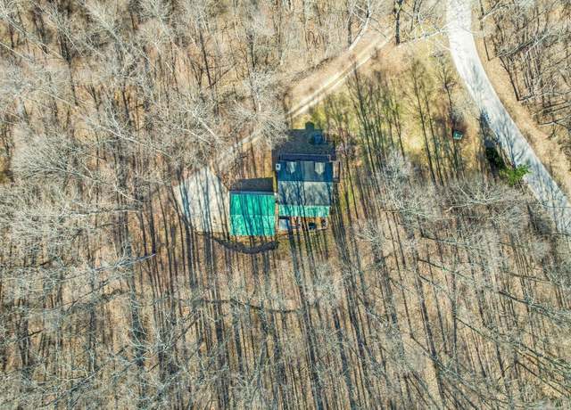 Property at 14081 Middlefork Rd, Laurelville, OH 43135, 4 beds, 3 baths