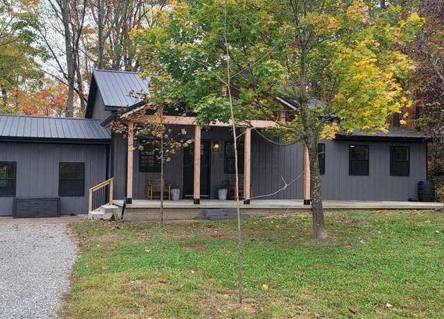Property at 19683 Thompson Ridge Rd, Laurelville, OH 43135, 2 beds, 2 baths