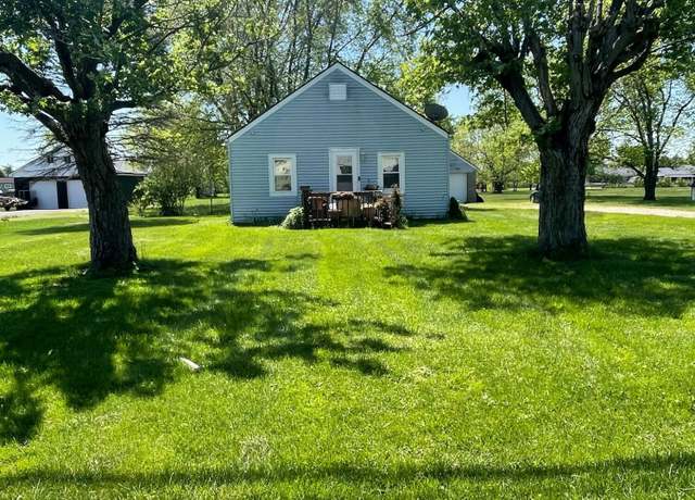 Property at 1985 Sedan Ave, Obetz, OH 43207, 2 beds, 1 bath