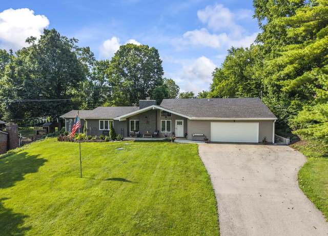 Property at 2805 Cottonwood Dr, Springfield, OH 45504, 3 beds, 2 baths