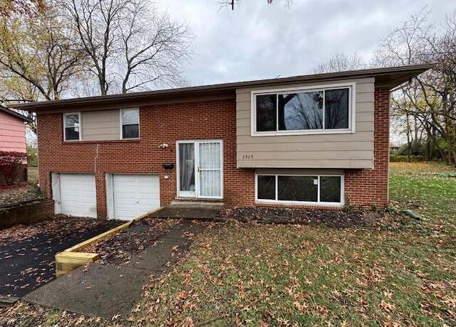 Property at 2925 Landon Dr, Columbus, OH 43209, 3 beds, 1.5 baths